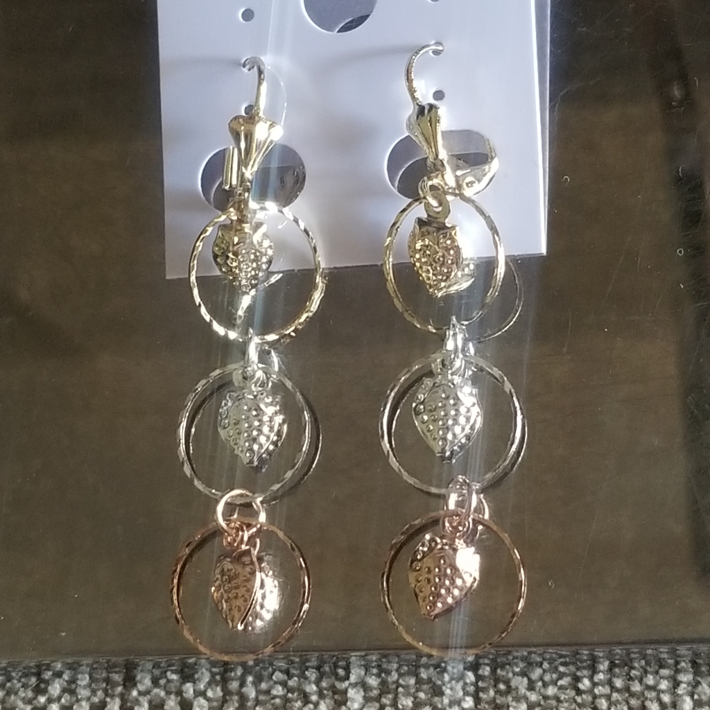Strawberry Earrings 22$